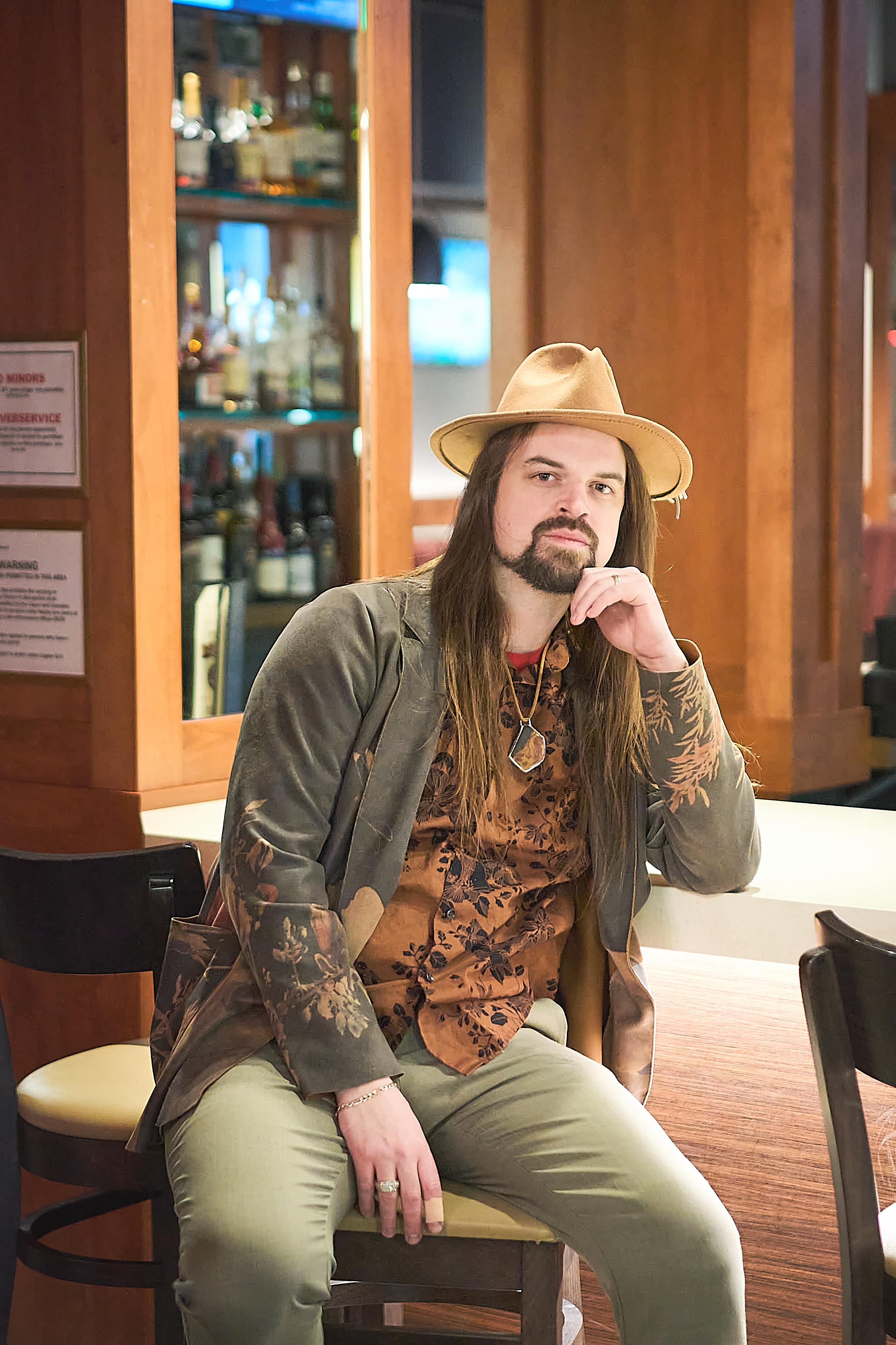 Kingsley Northcott, Founder of Lucrative Merchants, meeting with a referral partner